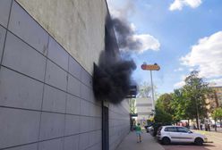 Ogromne zadymienie w Biedronce. Większość towaru trafi do utylizacji