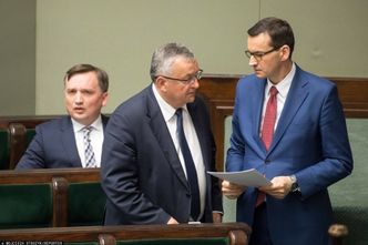 Drastyczne podwyżki cen biletów w PKP Intercity. "Może rząd szykuje pieniądze na podwyżki w roku wyborczym"