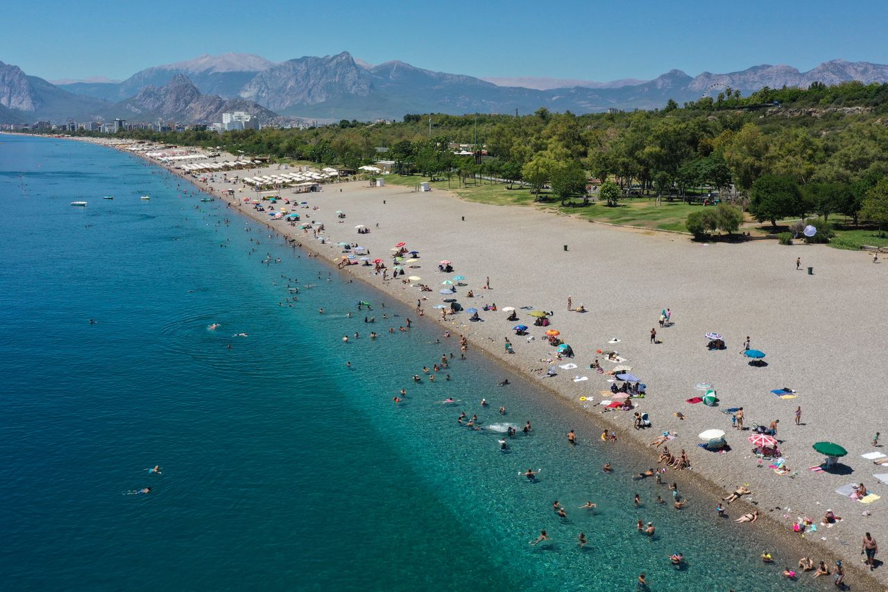 W Turcji można plażować nawet w październiku