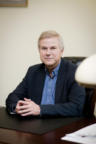 Nowy szef NCBR: marnowano miliardy. Morawiecki ma szansę zniszczyć matrix stworzony przez Gierka