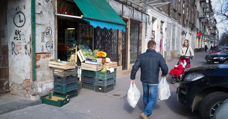 Szansa dla małych, prywatnych sklepików. W ten sposób nie przegrają z sieciami handlowowymi