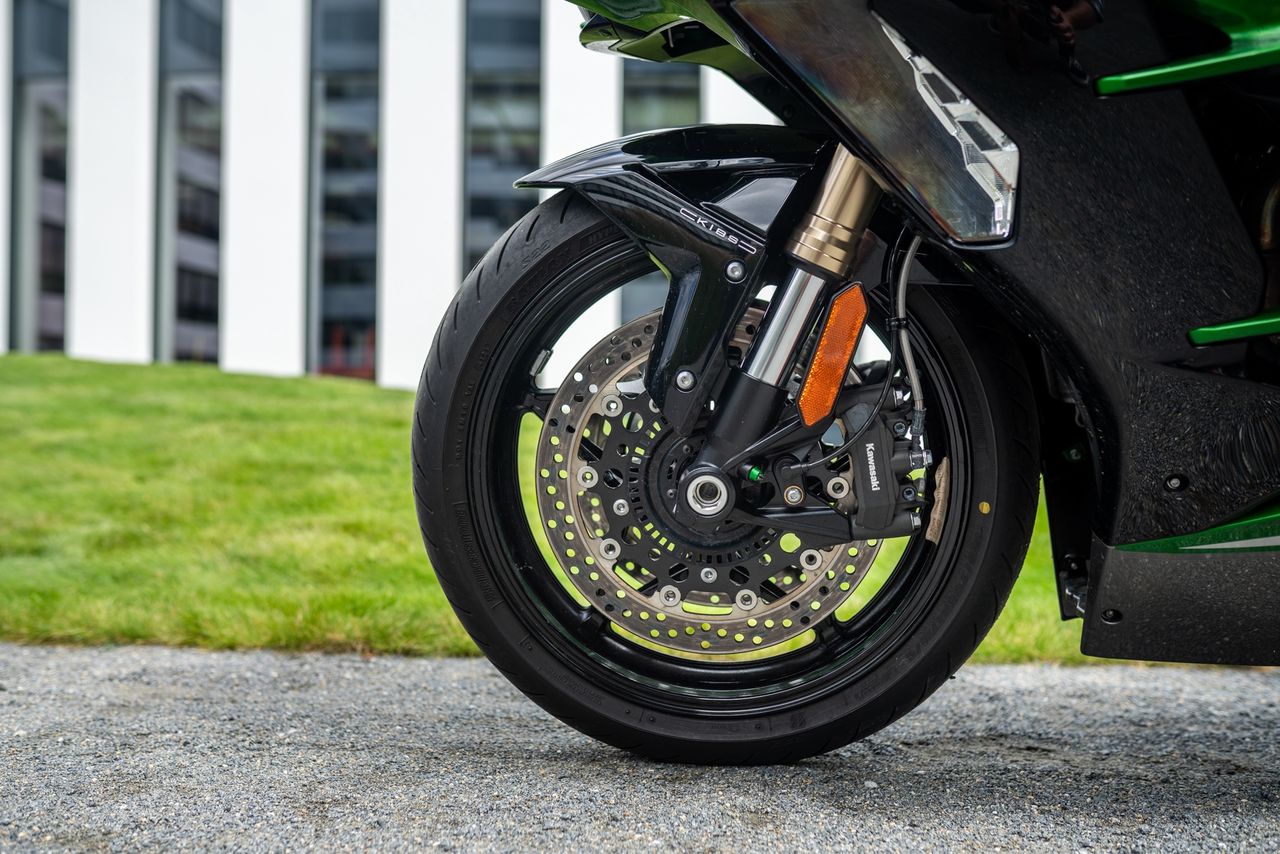 Kawasaki Ninja H2 SX