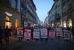 "Gdzie są dzieci z Michałowa"? Na ulicach manifestacje, znicze i zdjęcia