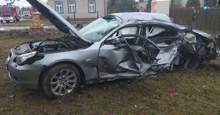 Podosie: Kierowcy BMW nie udało się uratować. Zmarł po kilku dniach w szpitalu