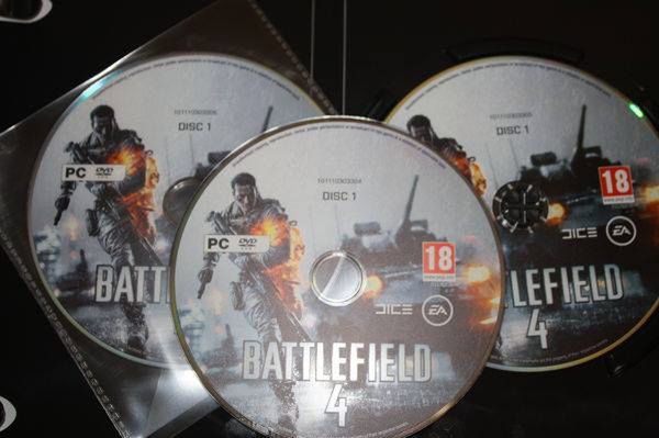 Wpadka Electronic Arts. W pecetowym wydaniu Battlefielda 4 znajdują się trzy dyski z numerem jeden