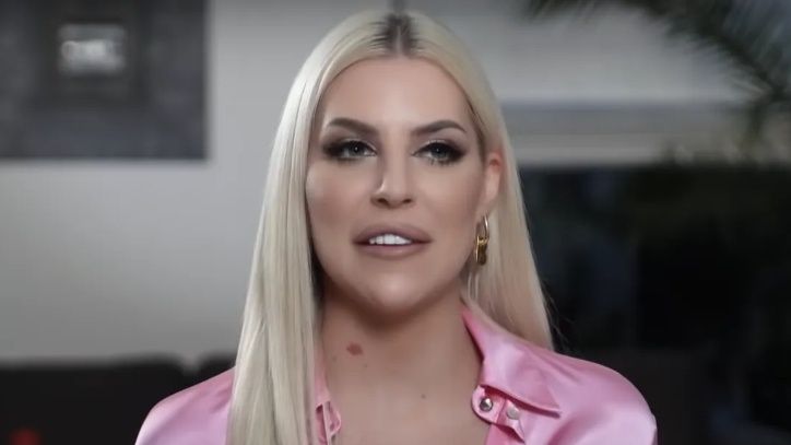 Julia von Steinem prezentuje efekty operacji plastycznej nosa