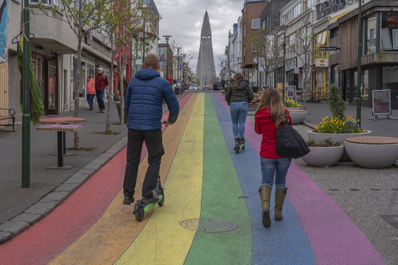 4,5 tys. euro "na rękę". Chcą Polaków. "Łączą pracę z turystyką"