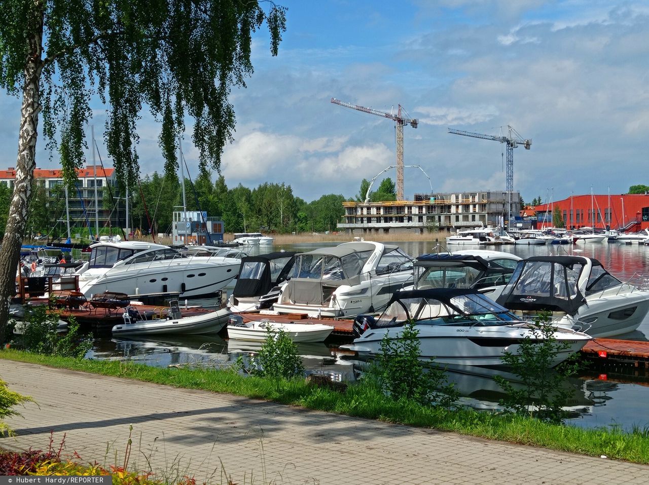 Wakacje inne niż wszystkie. "Liczą się z pieniędzmi, nie chodzą do restauracji"