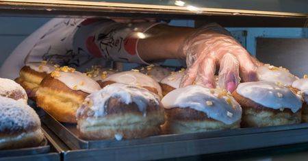 Kupujesz pączki w supermarkecie? Musisz o tym wiedzieć