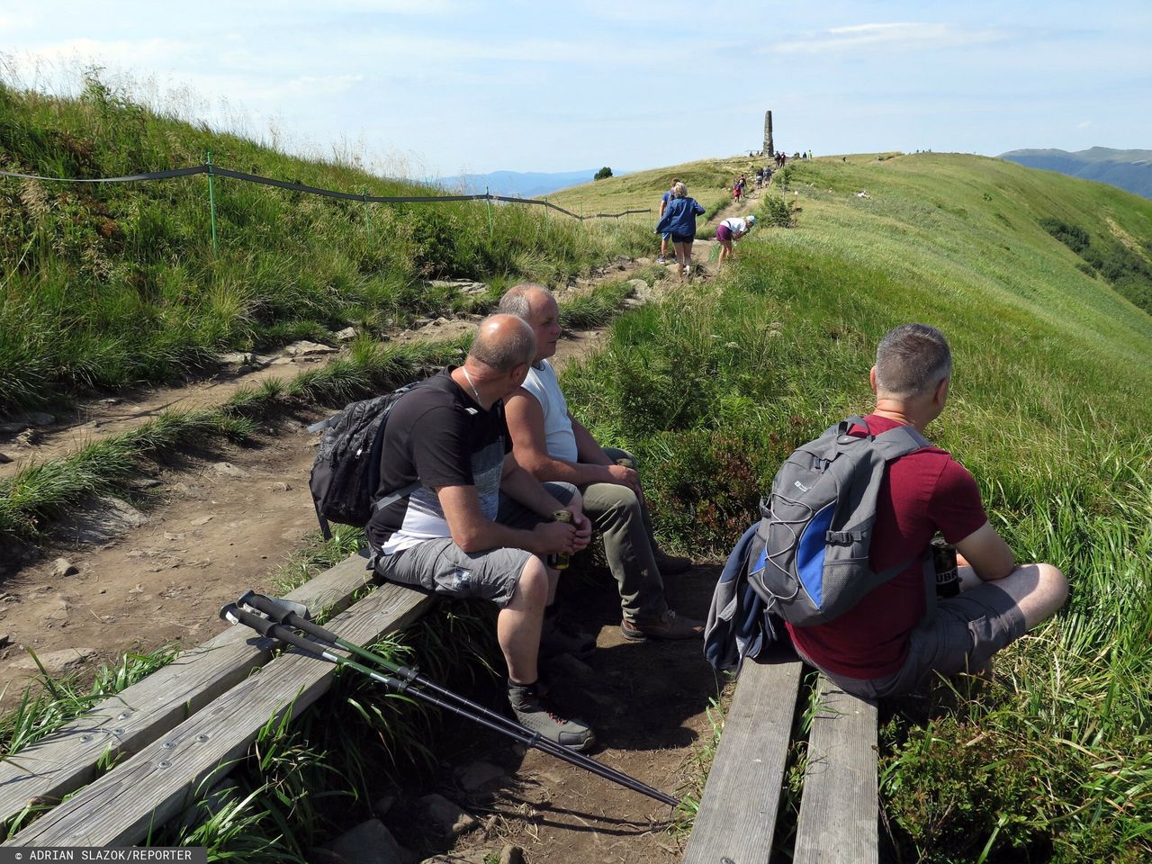 Bieszczady czekają na turystów. Ceny od 45 zł za noc. "Ludzie rezerwują i odwołują"