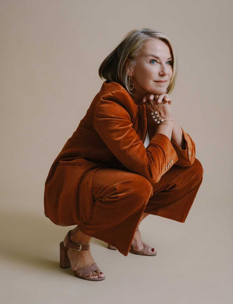 She is a couples psychotherapist. She talks about technologies that destroy eroticism.