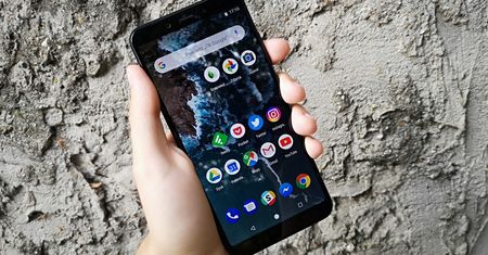 Xiaomi Mi A2 – pierwsze wrażenia. Android w tym wydaniu zapowiada się fenomenalnie