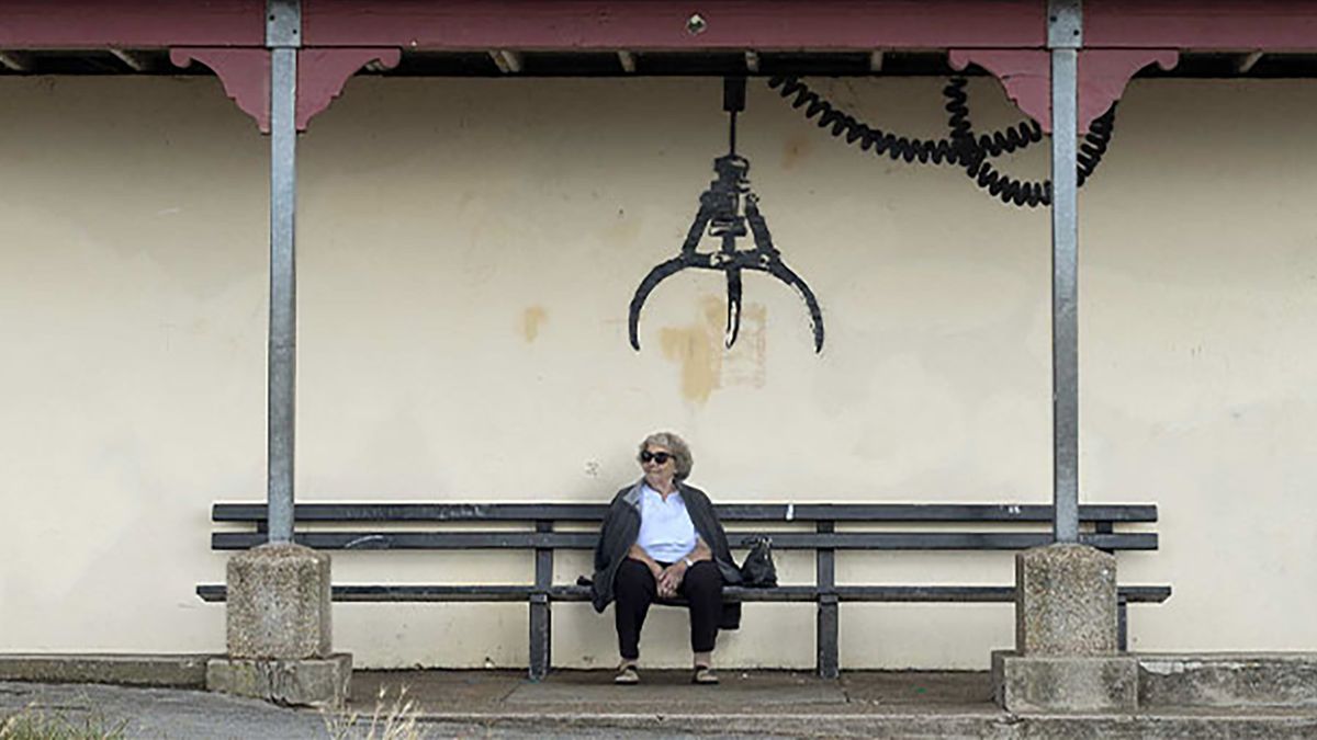 Banksy wybrał się na wakacje i zostawił po sobie ślady. Oto jego najnowsze prace 1