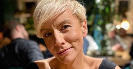 Anita Werner OLŚNIEWA w czarnej sukience z dekoltem. Tak ubrała się na RANDKĘ z ukochanym (FOTO)