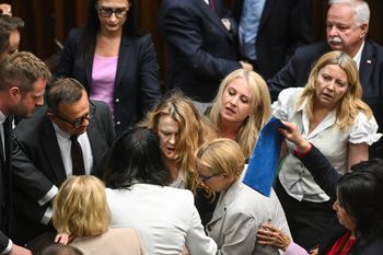 Posłanka zasłabła podczas obrad. Katarzyna Piekarska zmaga się z chorobą
