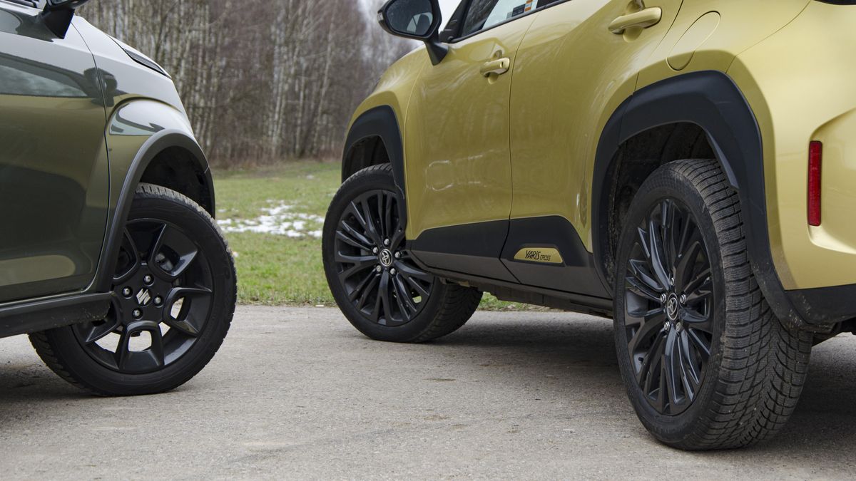 Suzuki Ignis i Toyota Yaris Cross