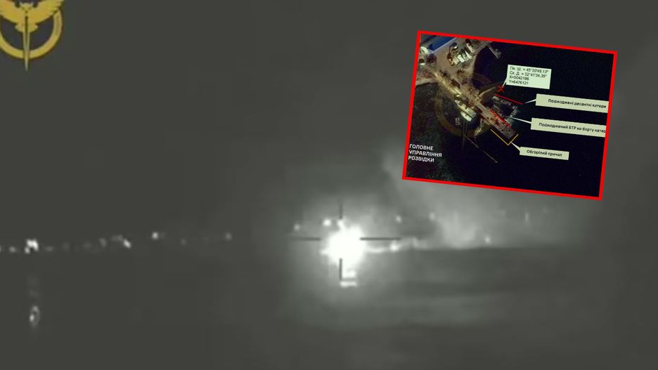 Nagranie ataku z drona morskiego i mapa, przedstawiająca rosyjskie łodzie w porcie, przed atakiem