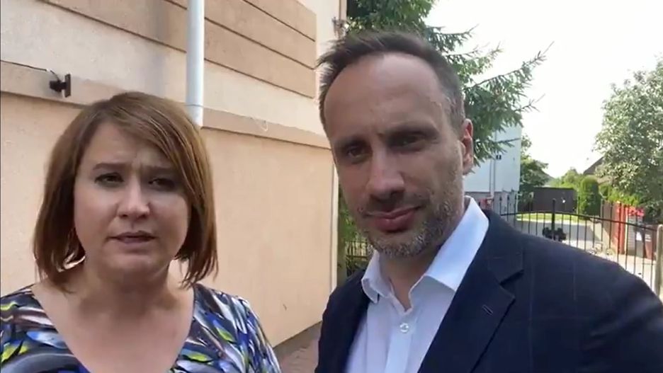 Kontrowersyjna wizyta posłów A. Siarkowskiej i J. Kowalskiego