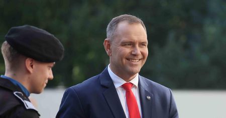 Głośne przemówienie Tuska w Sejmie. Jest odpowiedź Nawrockiego