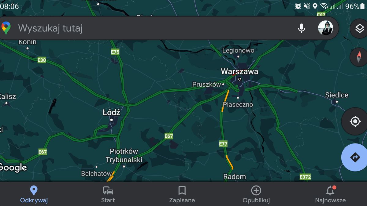 Ciemny motyw całego interfejsu Map Google to stosunkowo świeży temat, fot. Oskar Ziomek