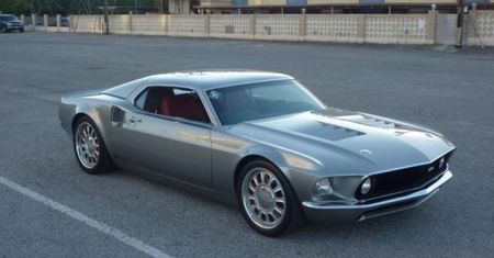 Takie rzeczy tylko w USA – Ford Mustang Mach 40 (2012)