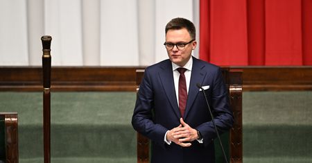Sprawdzamy majątki marszałków sejmu i senatu. Kto jest najbogatszy?