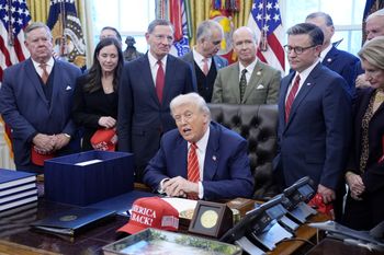 Działo się w nocy. Trump nie chce więcej mówić o Epsteinie