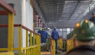 Praca szuka człowieka. Płacą od 7749 do 9800 zł na start