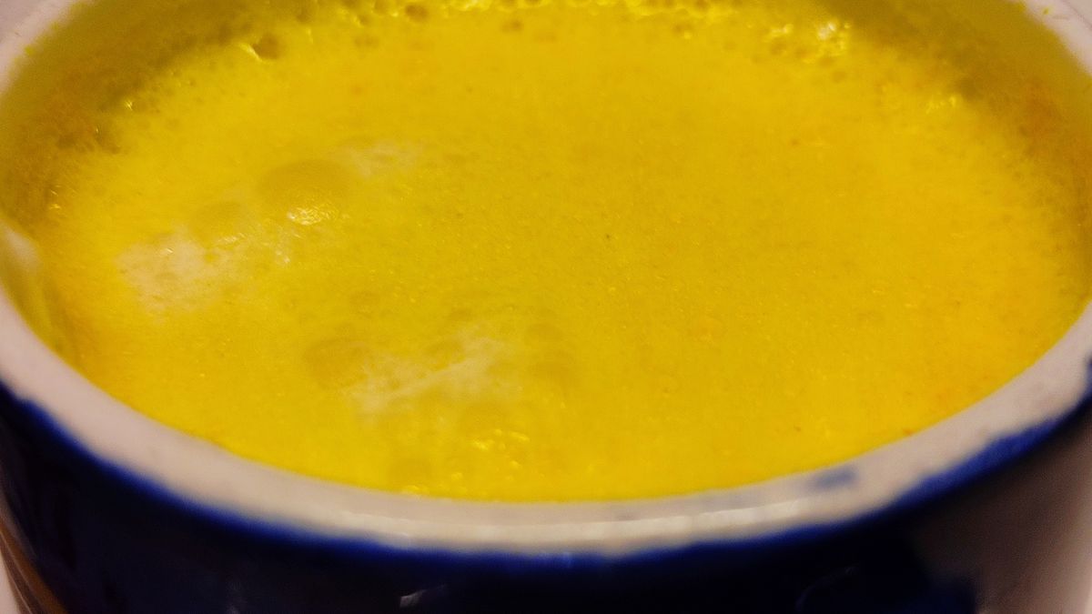 Złote mleko, czyli mleko z kurkumą