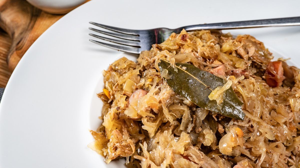 Jak dobrze przyprawić bigos?