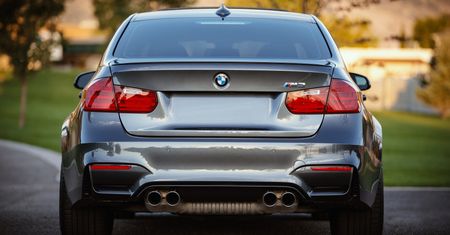 Śląskie. Porzucił bmw w Rudzie Śląskiej i pijanego pasażera. Powód szybko stał się jasny