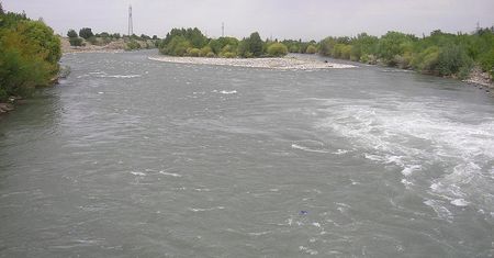 Spór o przyszłość rzeki Koksu. Petroglify i kurhany kontra hydroelektrownie