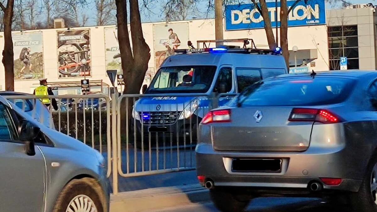Potrącenie rowerzystki na przejeździe rowerowym na ul. Bursaki