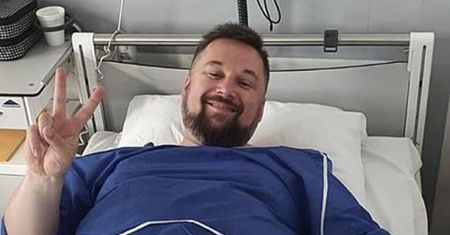 Poseł Marcin Kulasek z Lewicy walczy z otyłością. Wycięto mu część żołądka