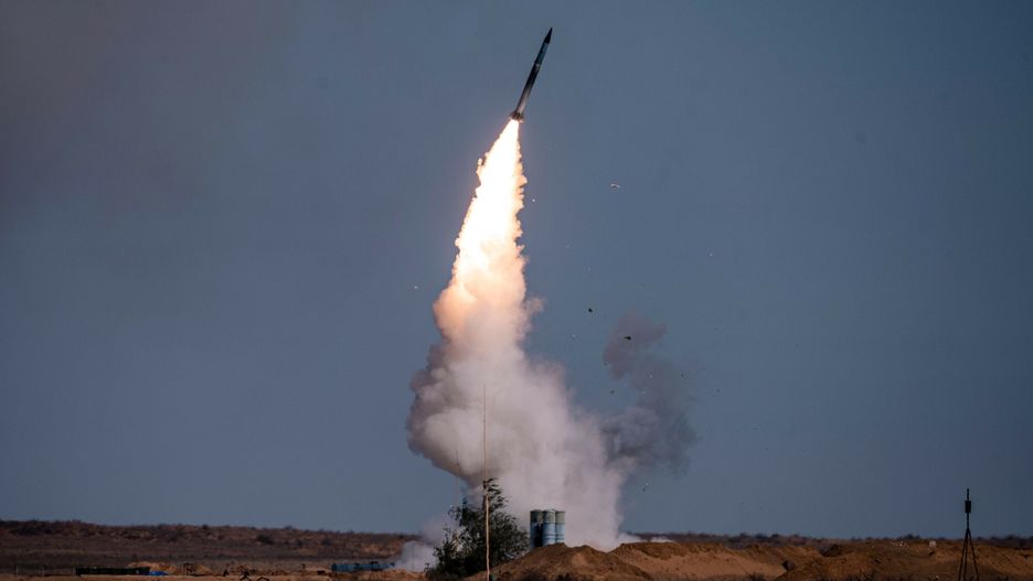 Rakieta wystrzelona z systemu rakietowego S-400 