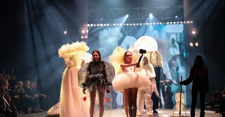 „MY ALICE” NAJLEPSZĄ KOLEKCJĄ GALI DYPLOMOWEJ INSTYTUTU UBIORU ŁÓDZKIEJ ASP