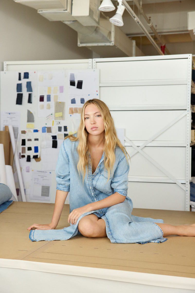 ADU_25_SU_ZP_OF_LOOKBOOK_LOOK_07_029_R2_R300_Easy-Resize.com