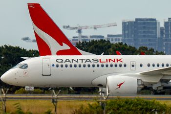 Pluskwy na pokładzie samolotu. Linie lotnicze odwołały lot do Australii