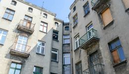Ludzie nie rozumieli, co podpisują. Tak przejęli dziewięć mieszkań