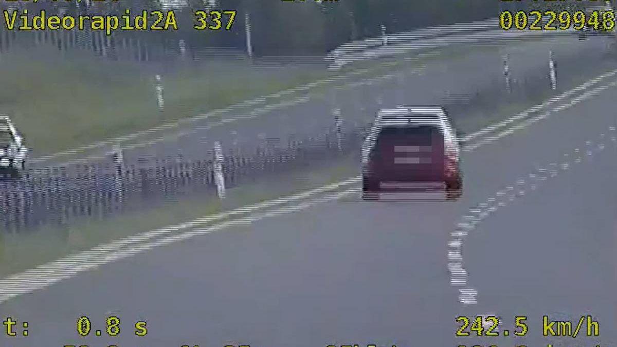 Kierowca audi jechał po S19 z prędkością ponad 240 km/h