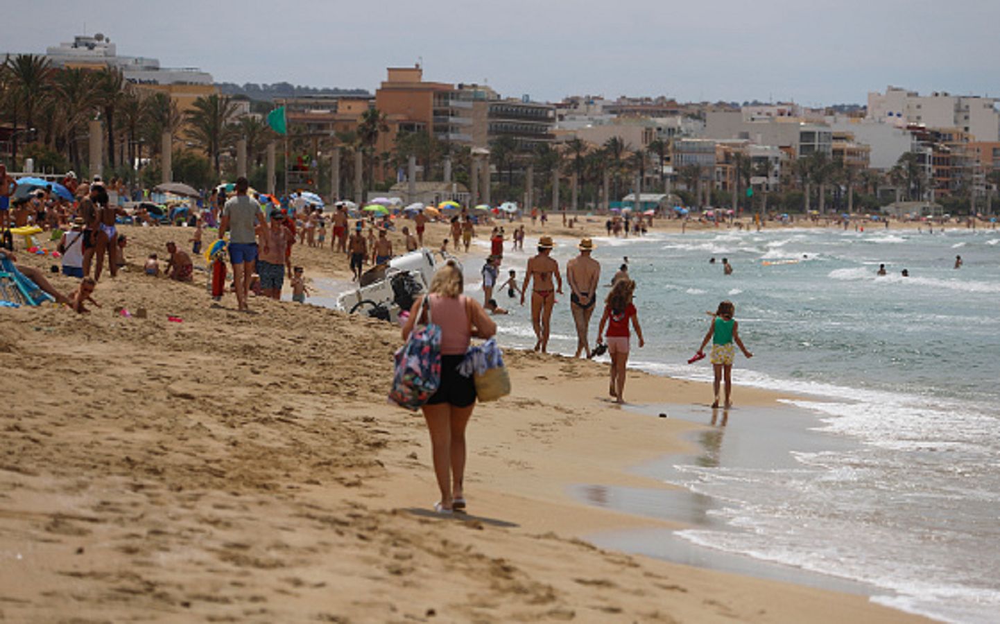 50-lertnia turystka zgwałcona na Majorce. Leżała nieprzytomna na ulicy