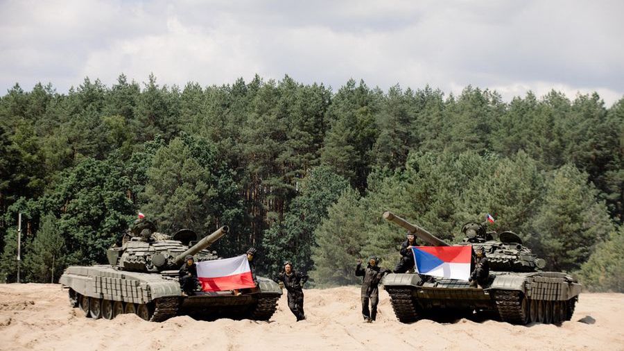 Polskie i czeskie czołgi w Ukrainie