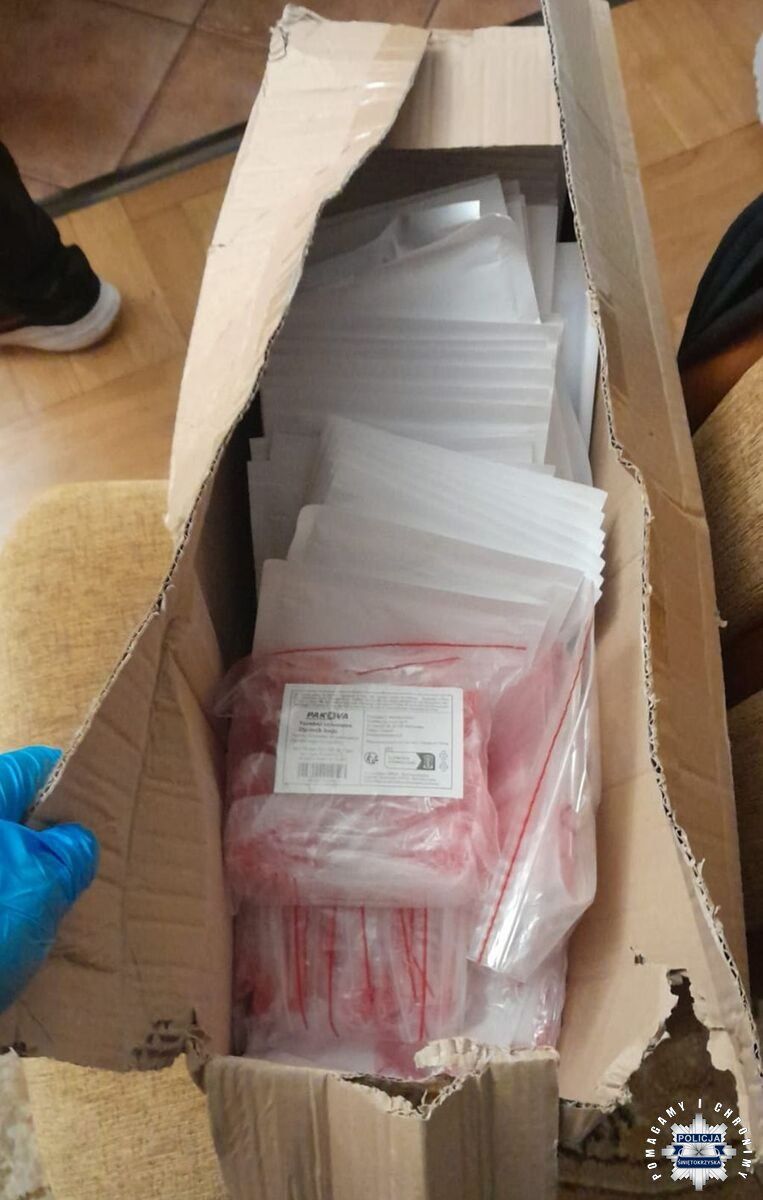 Świętokrzyscy policjanci rozbili narkotykowy proceder.