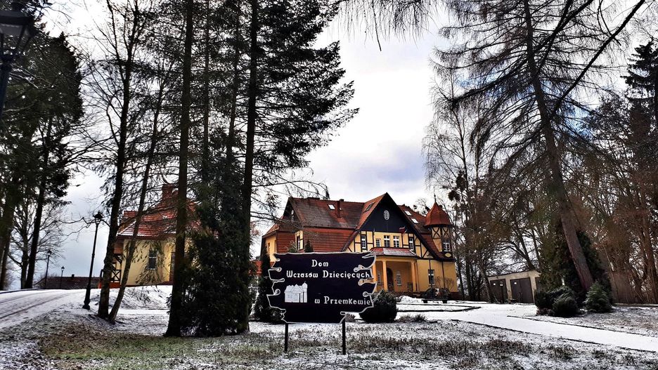 Lockdown. Miejsce, które tętniło życiem. Czarne chmury nad Domem Wczasów Dziecięcych