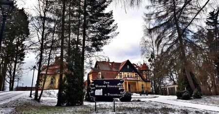 Lockdown. Miejsce, które tętniło życiem. Czarne chmury nad Domem Wczasów Dziecięcych