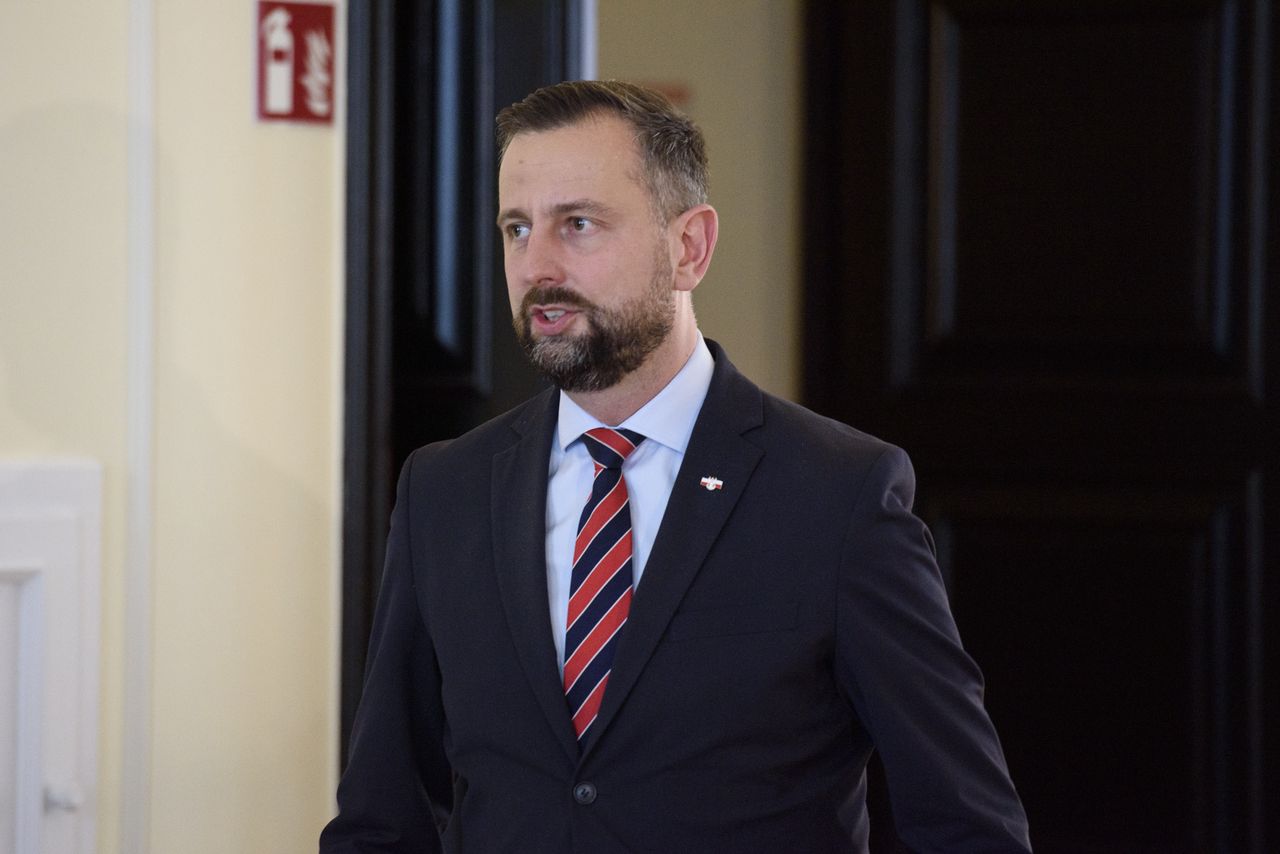 Zełenski negatywnie o Polsce. Szef MON odpowiedział