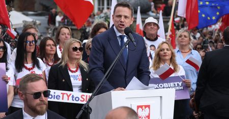 Dwa mieszkania i domek letniskowy. Oto majątek Rafała Trzaskowskiego