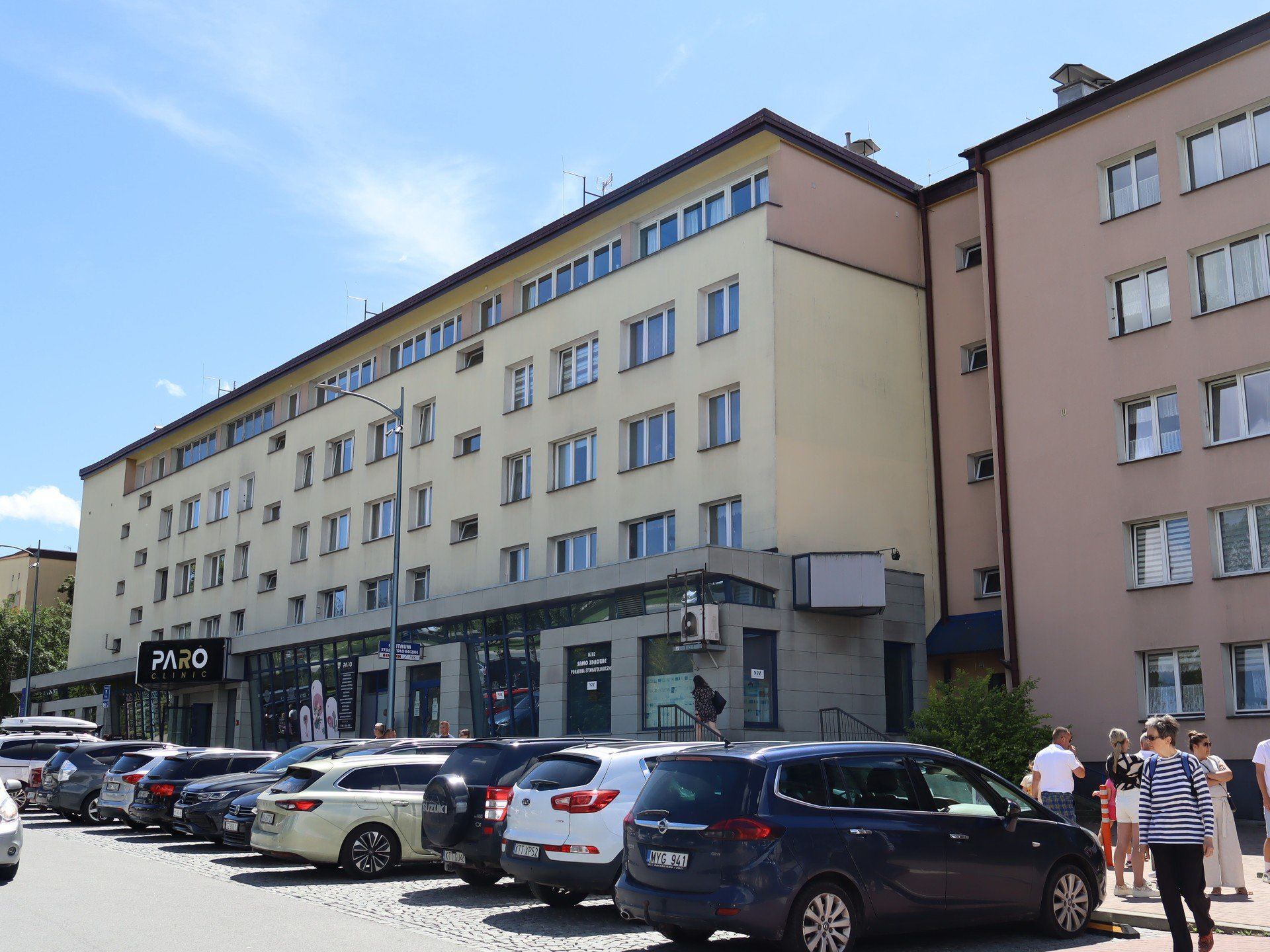 Blok przy ul. Aleje 3 Maja 5 w Zakopanem