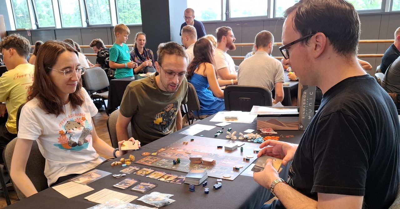 Kraków: SteelWorks Game Fest 2025. Planszówki, konsole retro i cosplay. Zobacz zdjęcia!