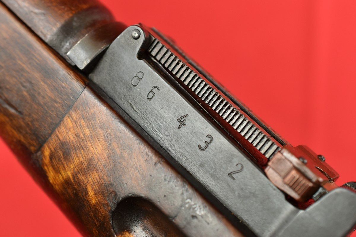 Fiński Mosin M39. Zbliżenie na nową znacznie bardziej precyzyjną szczerbinkę.